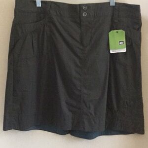 REI Size 14 Greenish coal Willow Skirt Coal